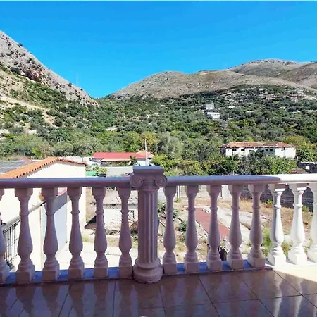 Romeo Apartment Borsh